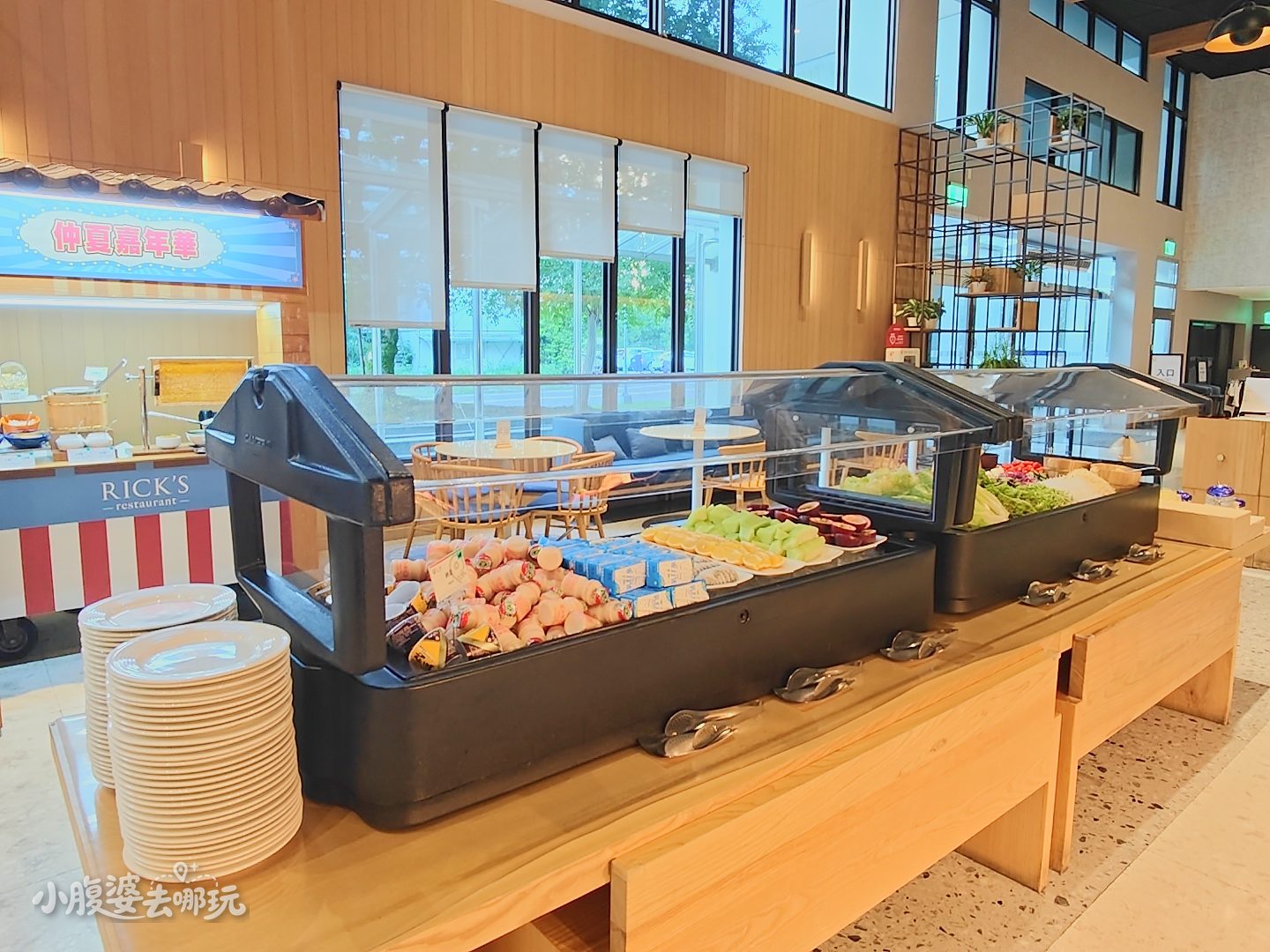 2026宜蘭礁溪親子飯店|品文旅礁溪 HOTEL PIN 開箱,房間就能泡湯、室內兒童戲水池、披薩DIY、迎賓點心+晚間點心、樹屋露營房一次看